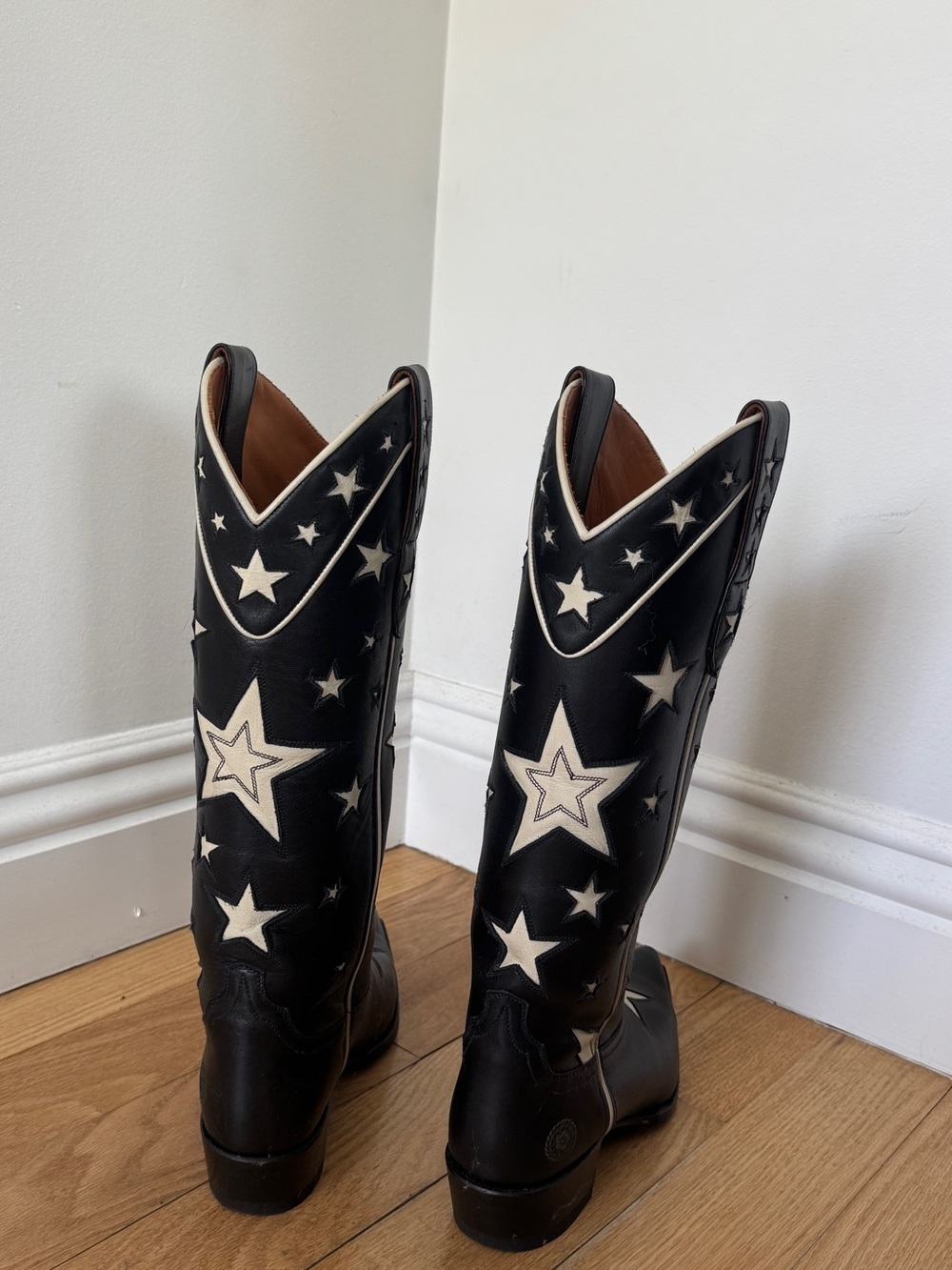 Black Star-Embellished Western Combat Boots - Picture 4 of 6